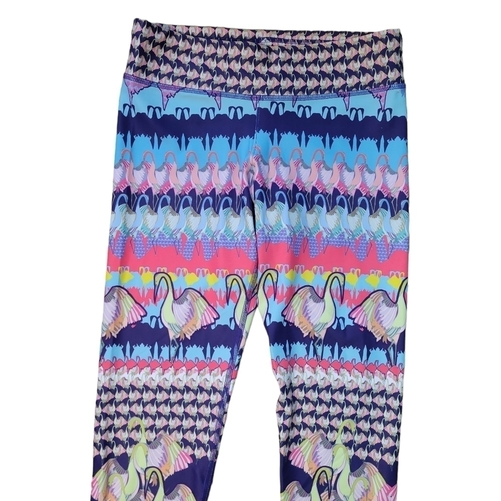 Spiritual Gangster Swan Eco Jersey High Waisted Graphic Leggings in XS/S - Picture 7 of 9